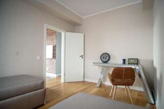 Апарт-отели The Aviator Apartment - Jacuzzi & Panoramic View Клуж-Напока Апартаменты Делюкс-39